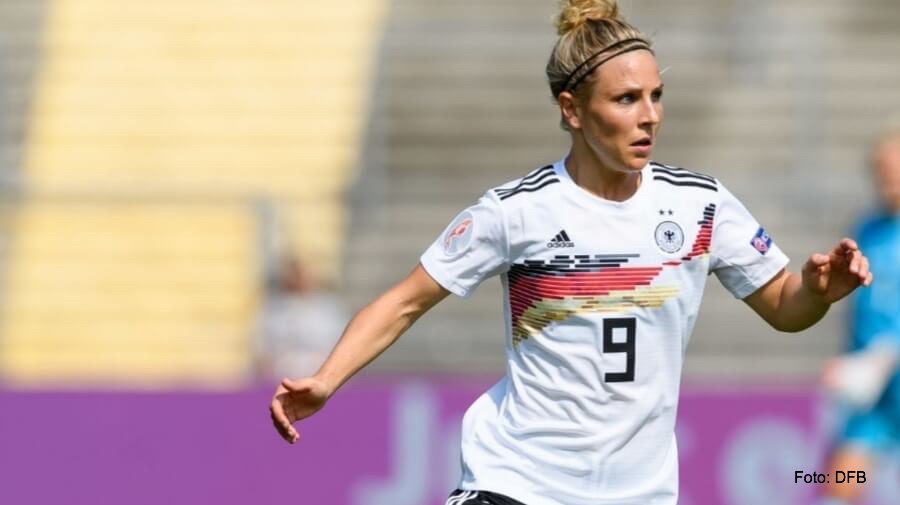 Svenja Huth im Spiel